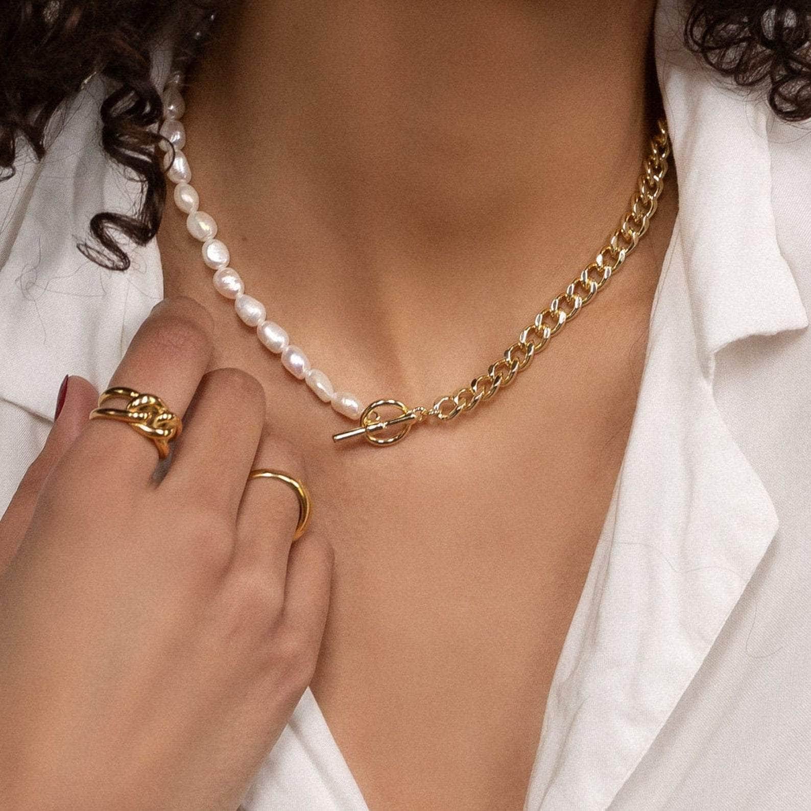 Best Trending Pearl Chain Necklace for Birthday Wedding Gift Mom Wife Holiday