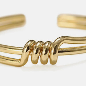 UPPER 191 - Apparel & Accessories > Jewelry > Bracelets Gold Open Cuff Spiral Bracelet